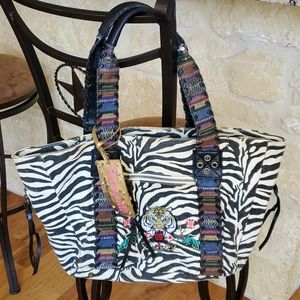 Betsy Johnson Tote Bay